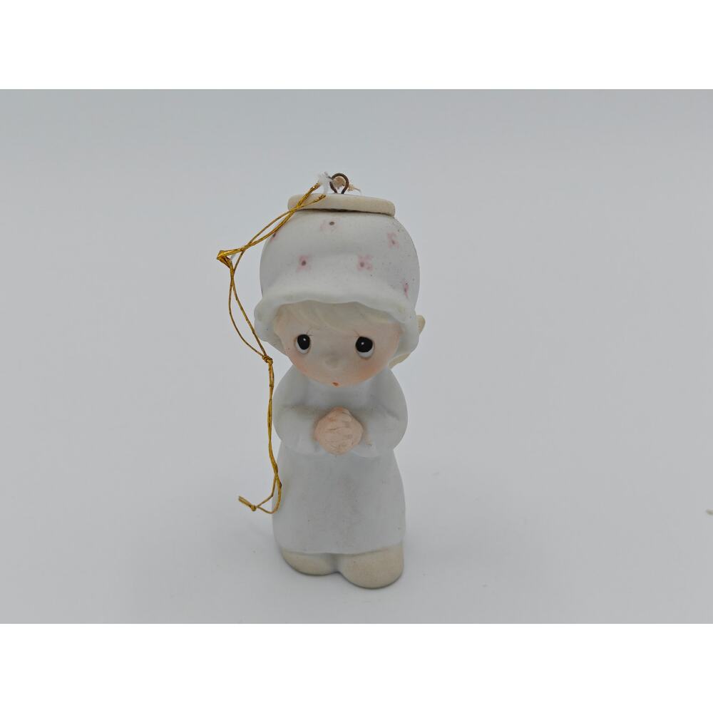 Precious‎ Moments The First Noel E 2368 Ornament Selling Collection Enesco 1982